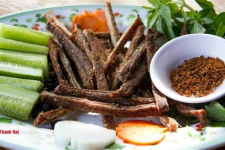 Bò 1 nắng muối kiến